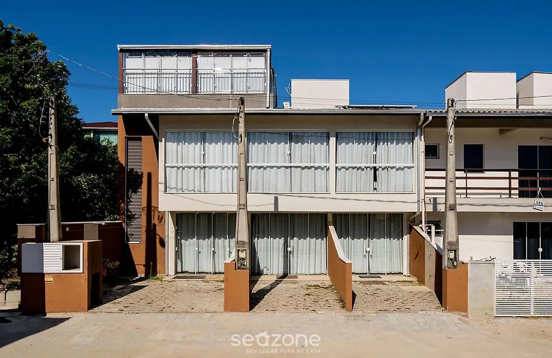 Casa 2Q c churrasq 600m da praia RVL1183-1
